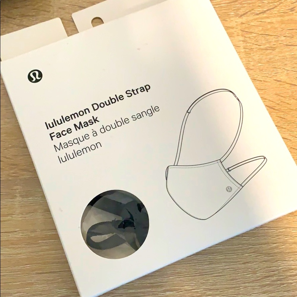 Lululemon Double Strap Face Mask